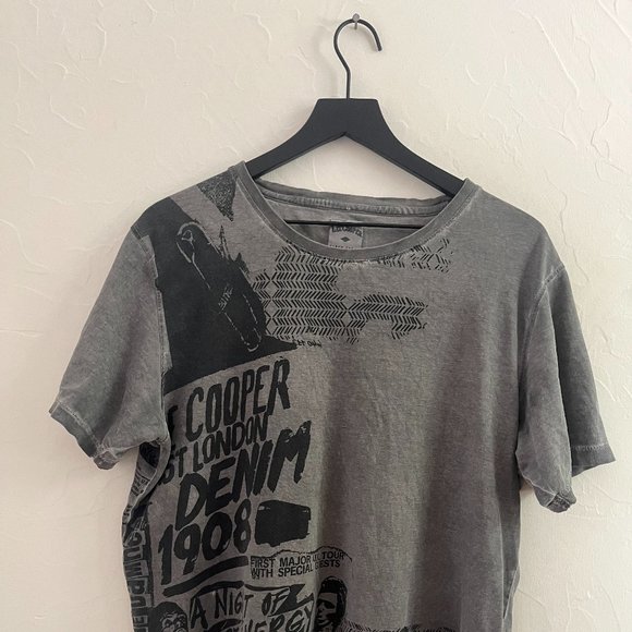 JOHNNY THUNDERS (Womens Baby Tee) main image 1